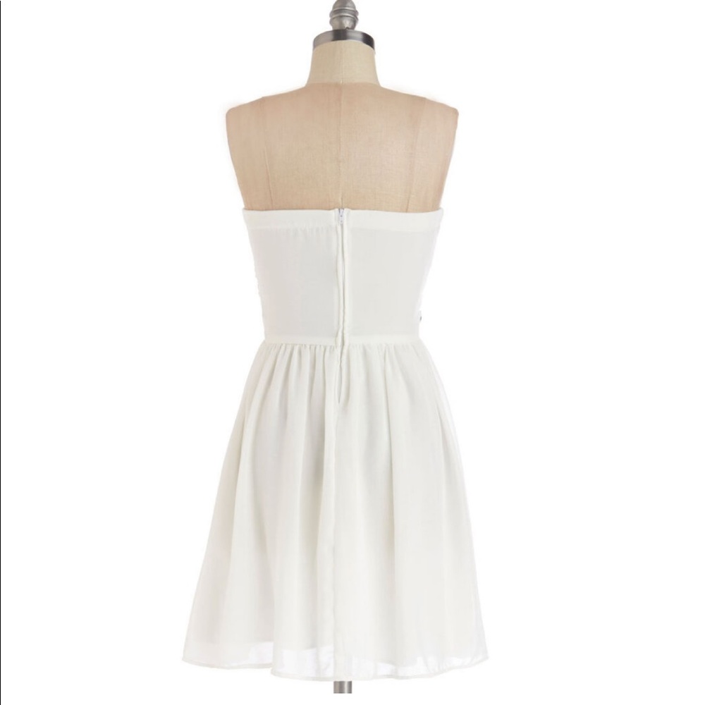 ModCloth Strapless Dress - Picture 3 of 4